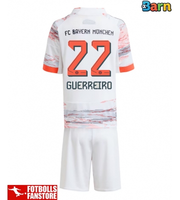 Bayern Munich Raphael Guerreiro #22 Bortatröja Barn 2025-26 Kortärmad (+ Korta byxor)